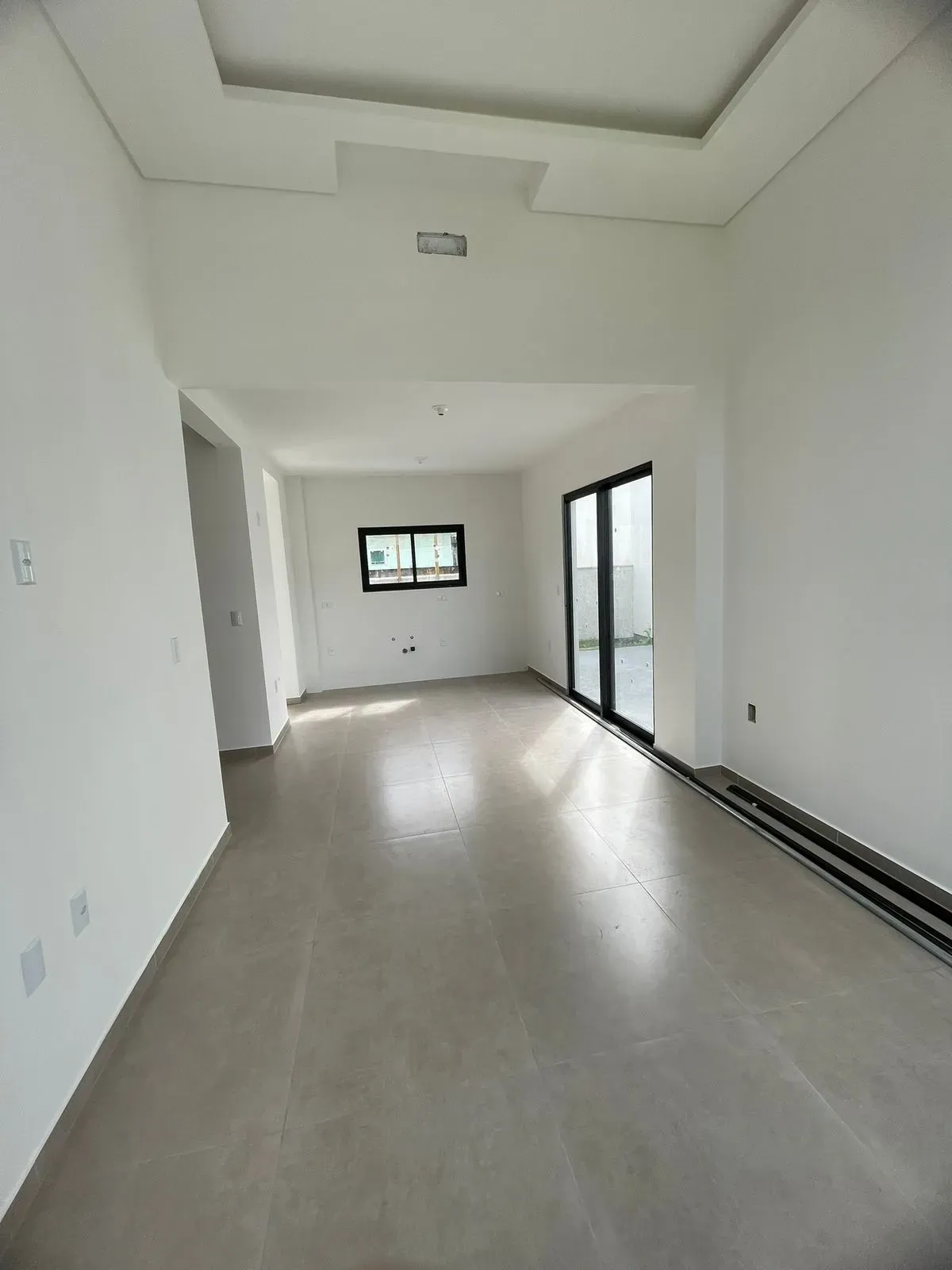 Casa com 2 dormitórios e 2 vagas de garagem em Palhoça/SC