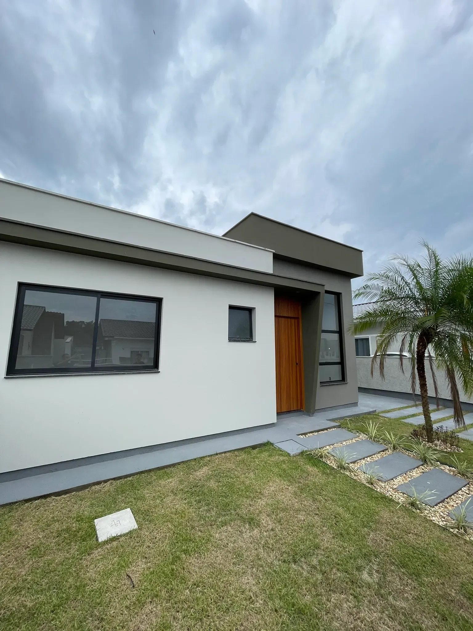 Casa com 2 dormitórios e 2 vagas de garagem em Palhoça/SC