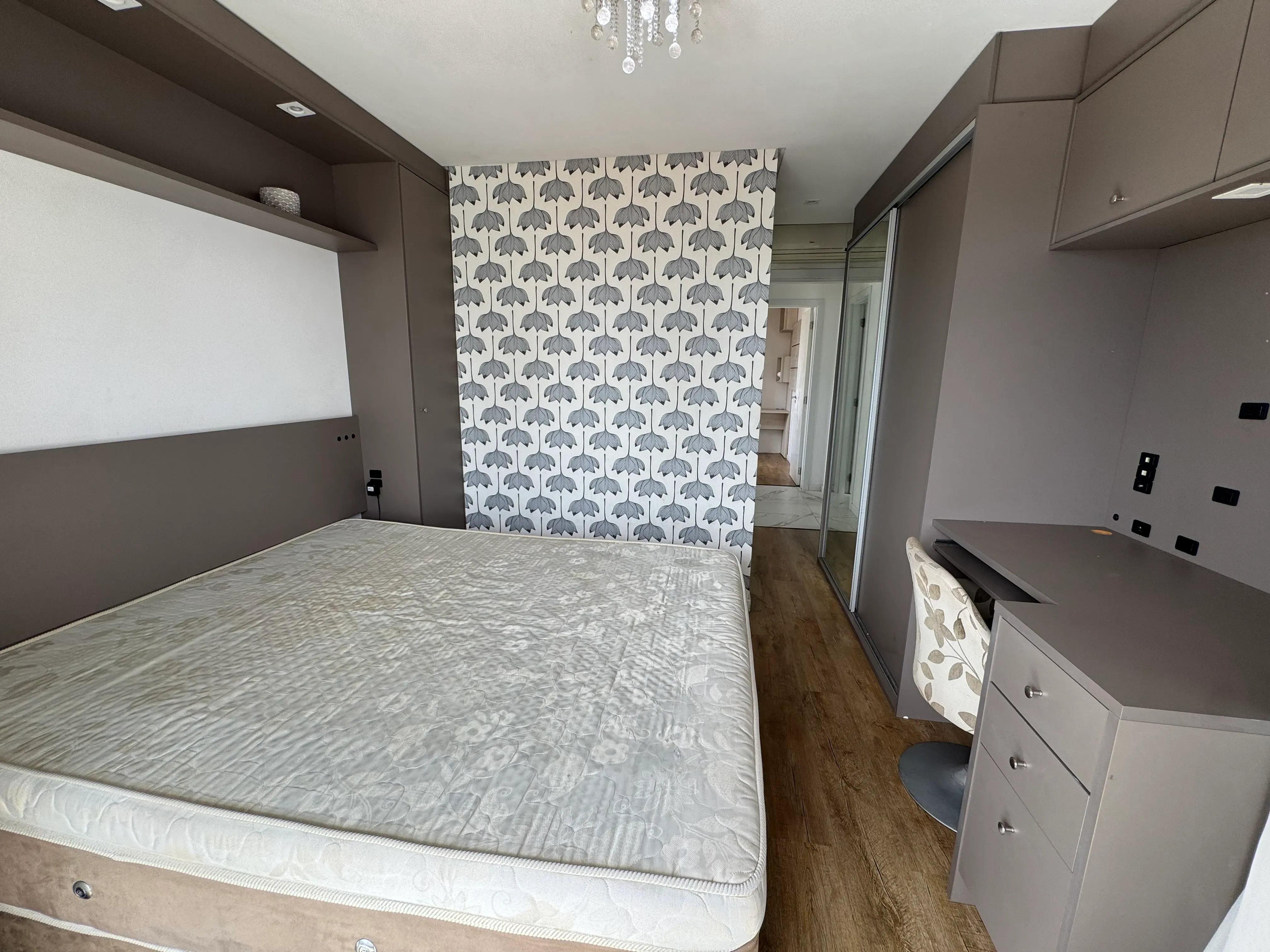 Apartamento com 2 dormitórios sendo 1 suíte e 1 vaga de garagem em Itajaí/SC