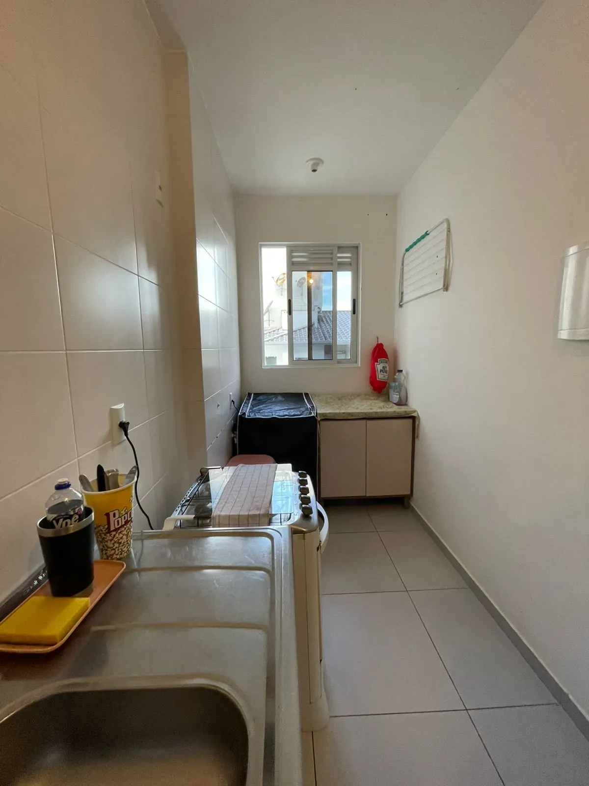 Apartamento com 2 dormitórios e 1 vaga de garagem em Palhoça/SC