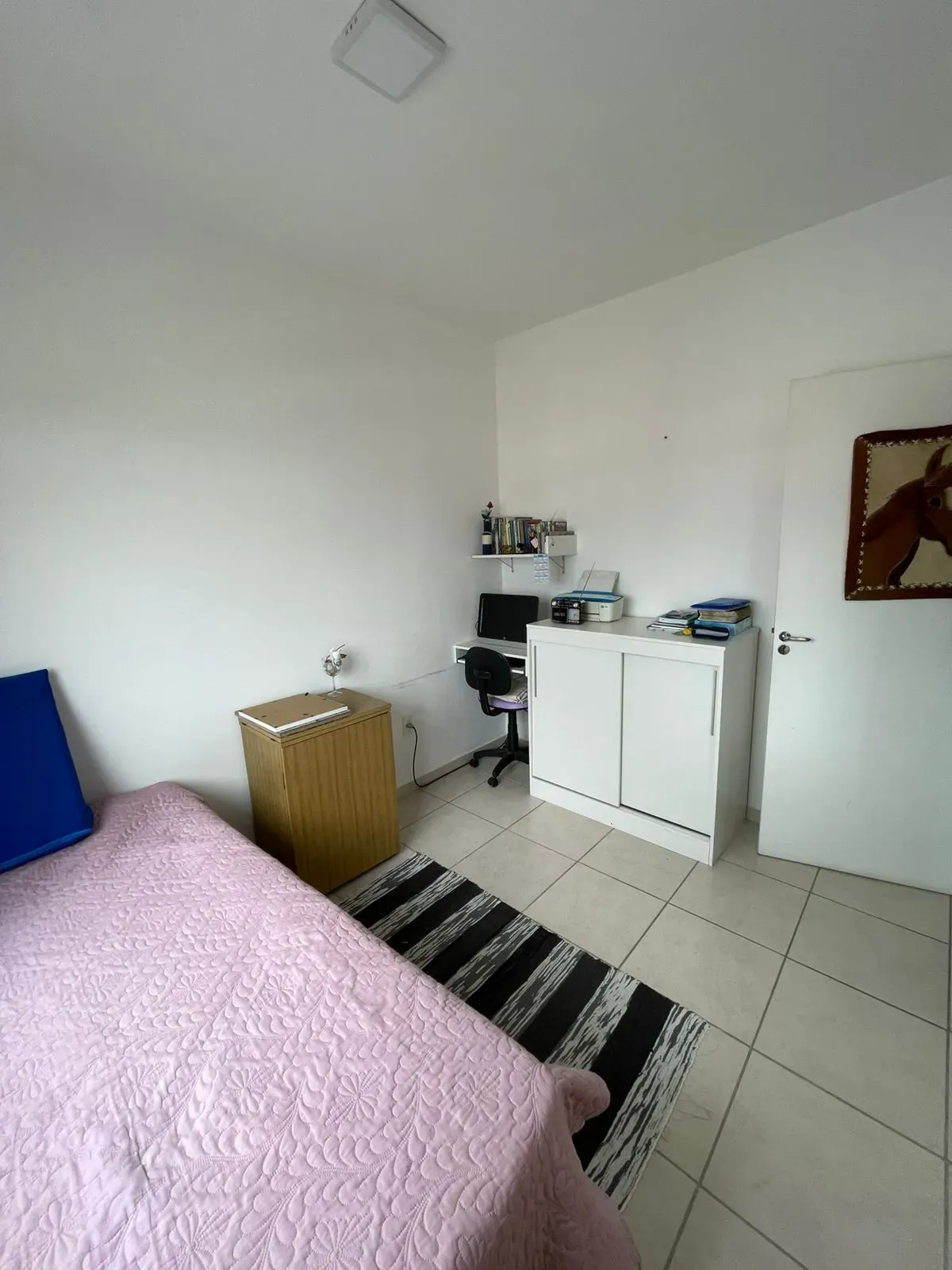 Apartamento com 2 dormitórios e 1 vaga de garagem em Palhoça/SC
