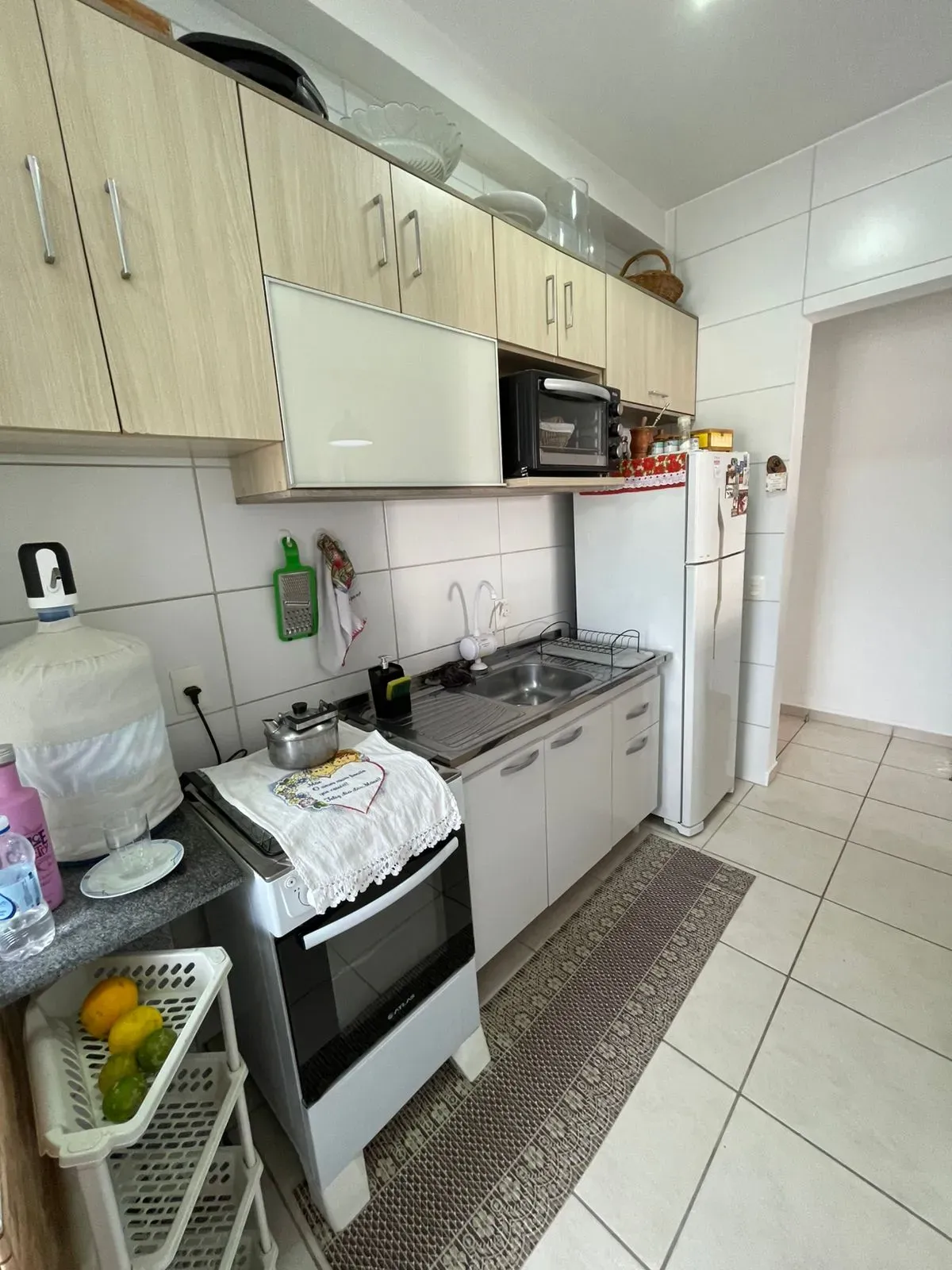 Apartamento com 2 dormitórios e 1 vaga de garagem em Palhoça/SC