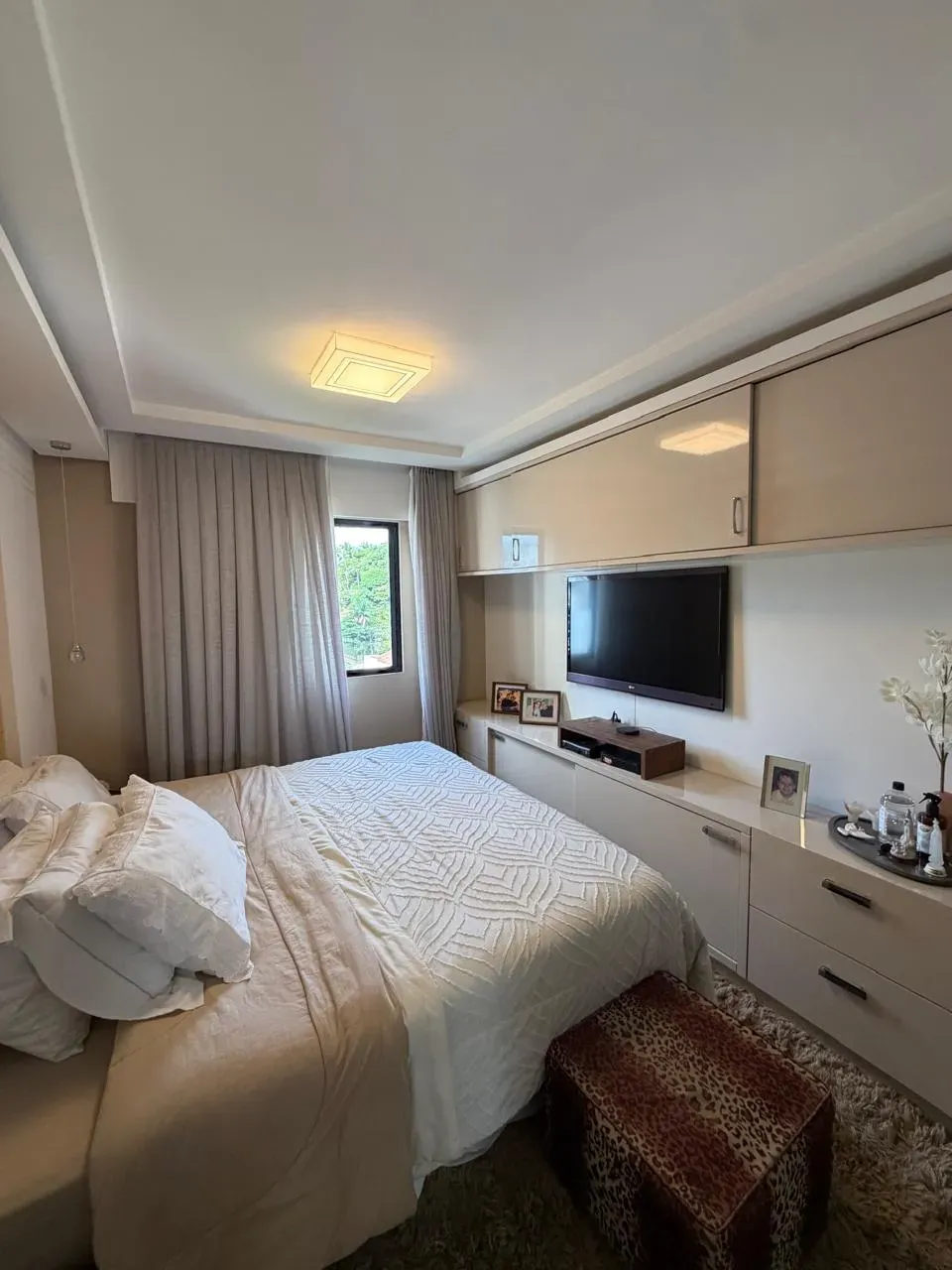 Cobertura Duplex mobiliada com 3 suítes e 3 vagas de garagem em Blumenau/SC