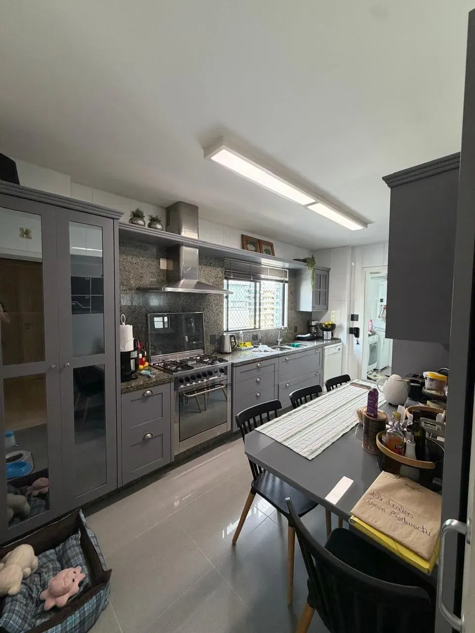 Cobertura Duplex mobiliada com 3 suítes e 3 vagas de garagem em Blumenau/SC