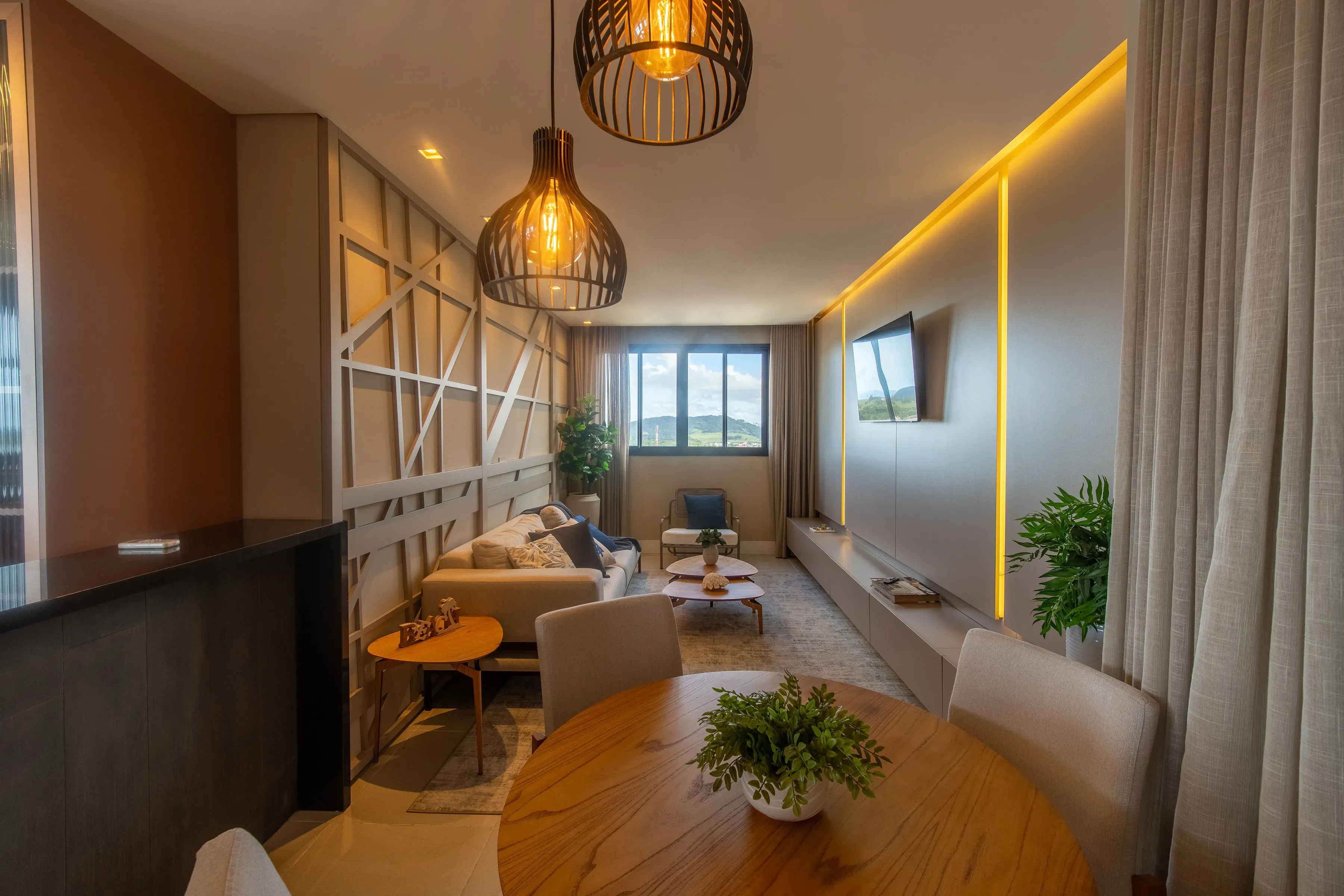 Apartamento com 3 dormitórios sendo 1 suíte e 2 vagas de garagem em Penha/SC