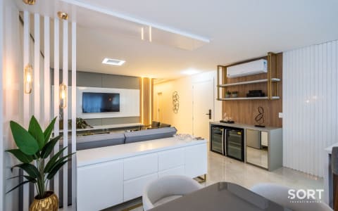 Living Apartamento Quadra Mar no Edifício Brescia