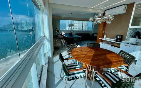 Sala de Jantar Apartamento Quadra Mar no Edifício Luar Biasa