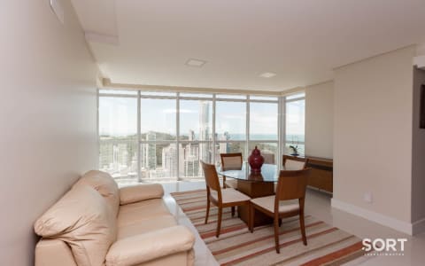 Livig Apartamento com Vista Mar no Edifício Alameda Jardins