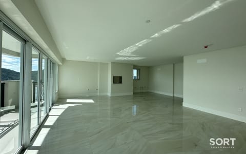 Amplo Apartamento Frente Mar no Edifício Aurora Exclusive Home