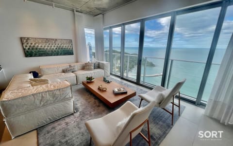 Apartamento Frente Mar no Edifício Splendido