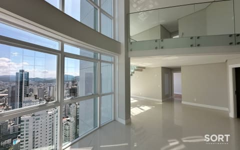 Living Cobertura Duplex Vista Mar no Edifício Magnifique Tower Residence