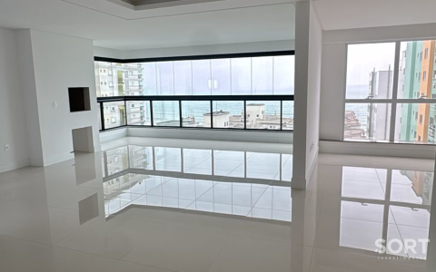 Apartamento Vista Mar no Edifício Villa de Siena - Itapema